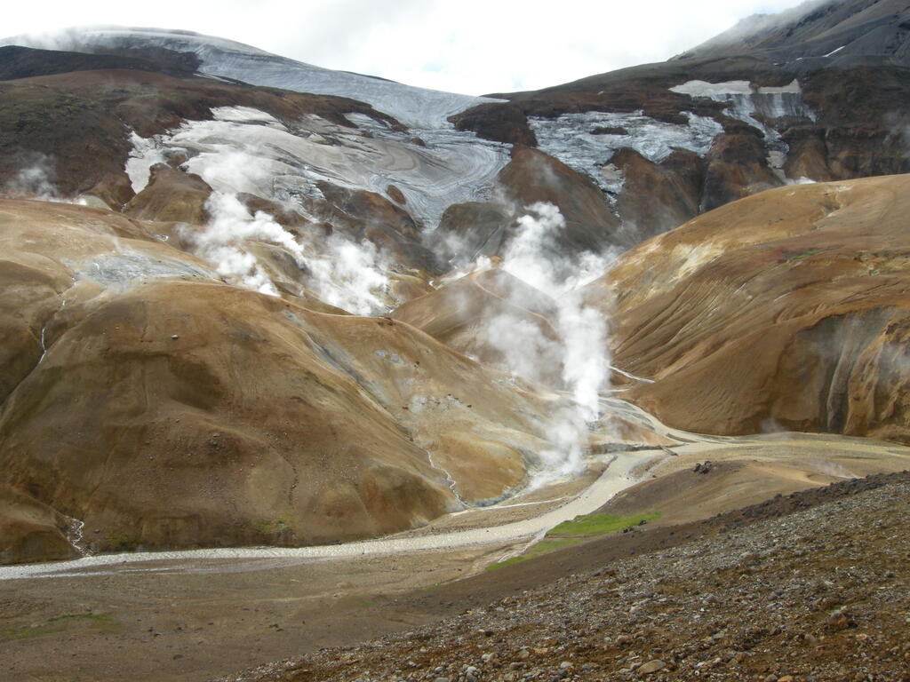 Wanderung durch das Geothermalgebiet