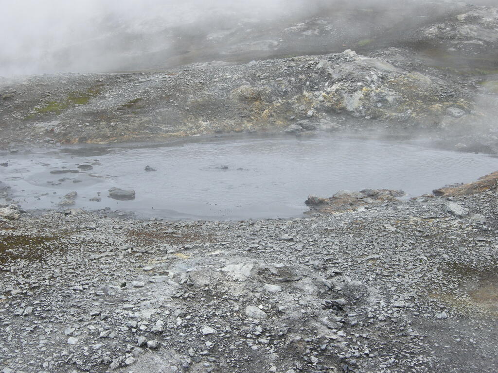 Hrafntinnusker, hei&szlig;e Quelle