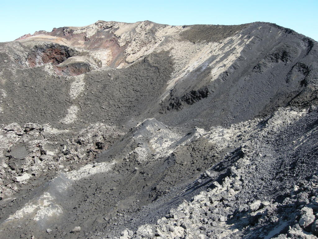 Fimmv&ouml;r&eth;uh&aacute;ls, M&oacute;&eth;i