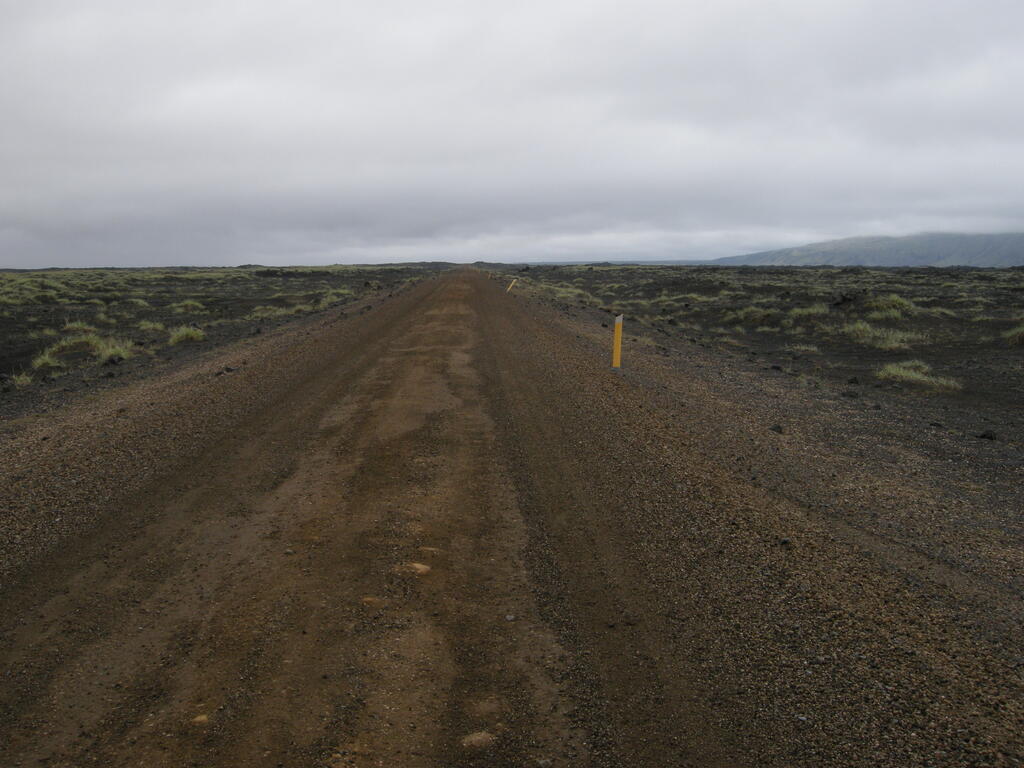Sprengisandur im S&uuml;den noch ohne F aber mit Schotter