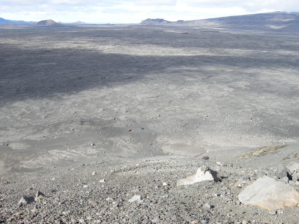 Aufstieg Her&eth;ubrei&eth;, R&uuml;ckblick zum Parkplatz