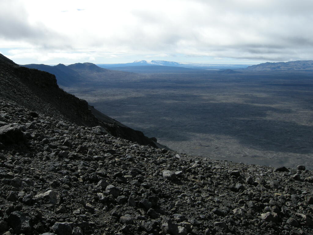 Aufstieg Her&eth;ubrei&eth;, Blick zum Kverkfj&ouml;ll