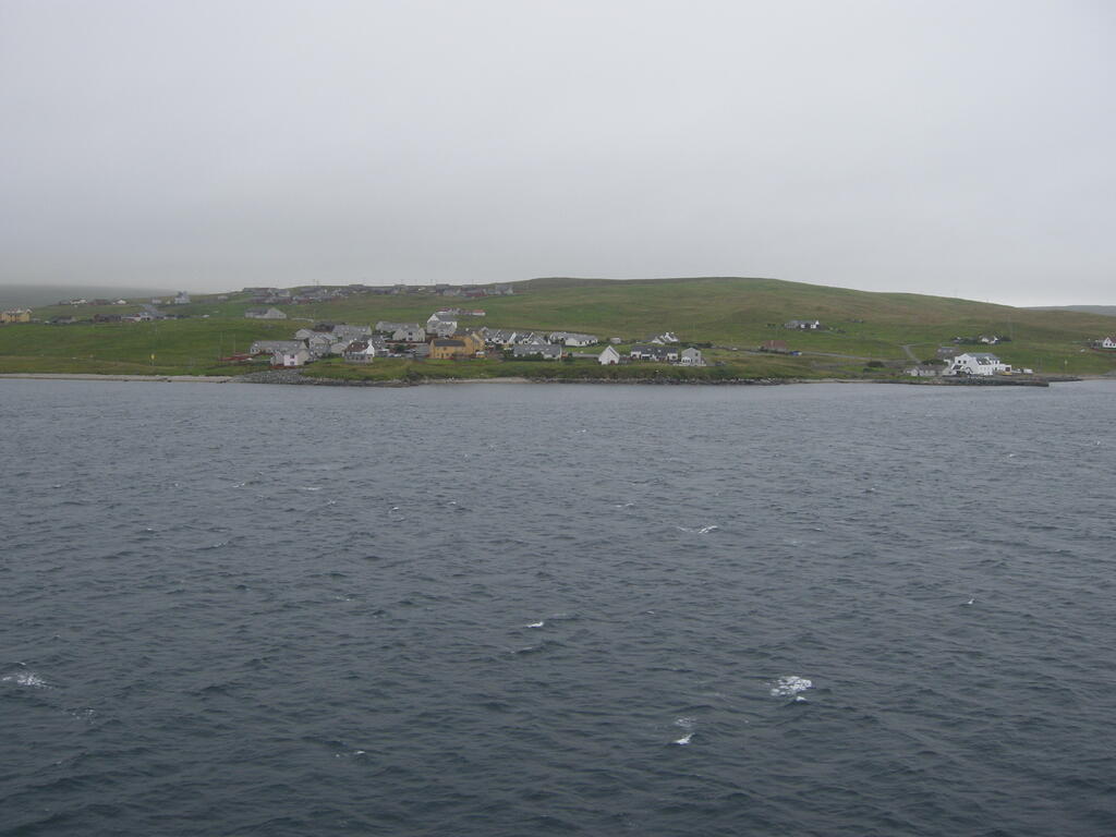 Kleines Dorf auf Shetland