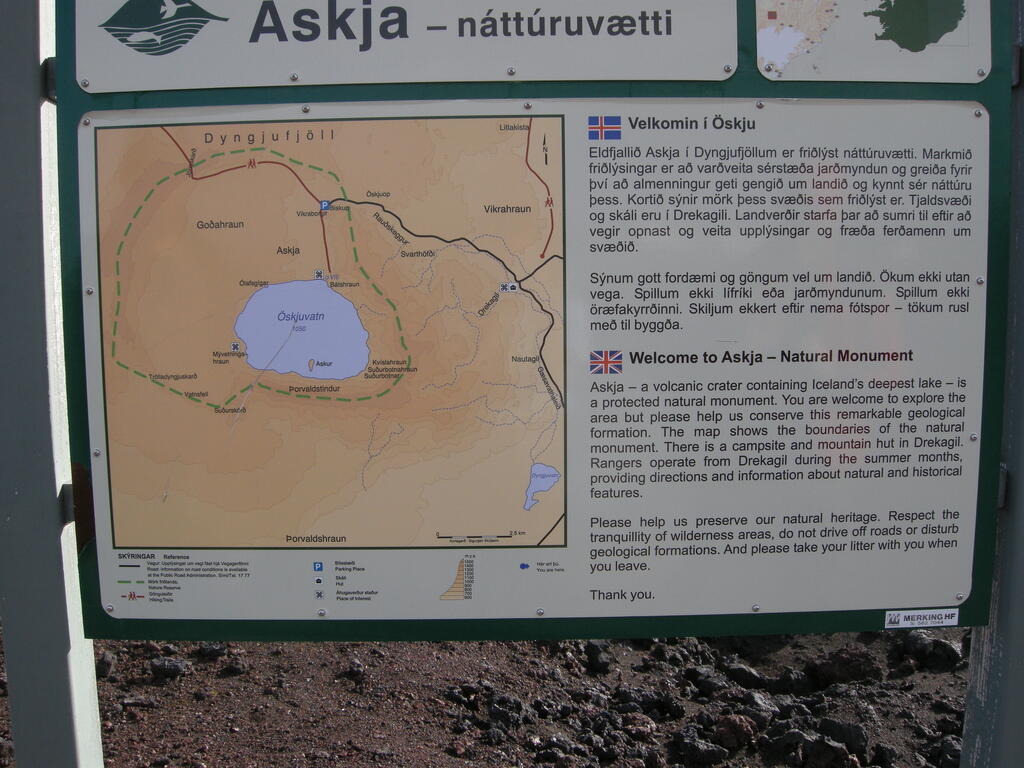 Infotafel am Parkplatz