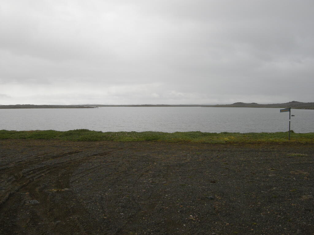 &Aacute;sbjarnarv&ouml;tn