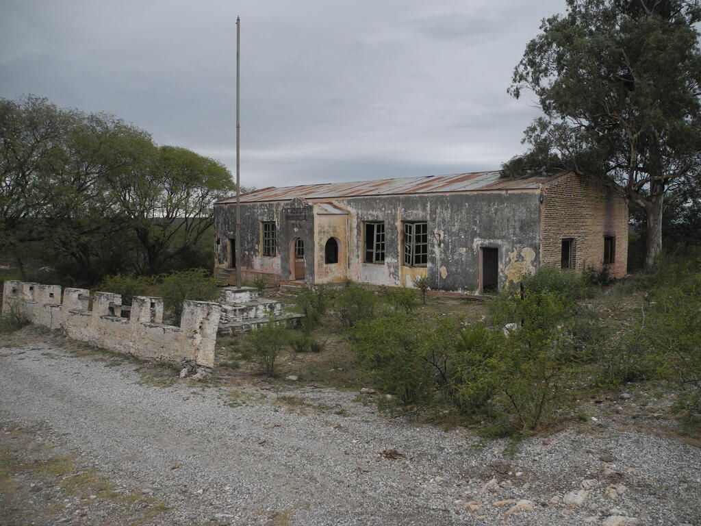 Altes Schulgeb&auml;ude an der Grube