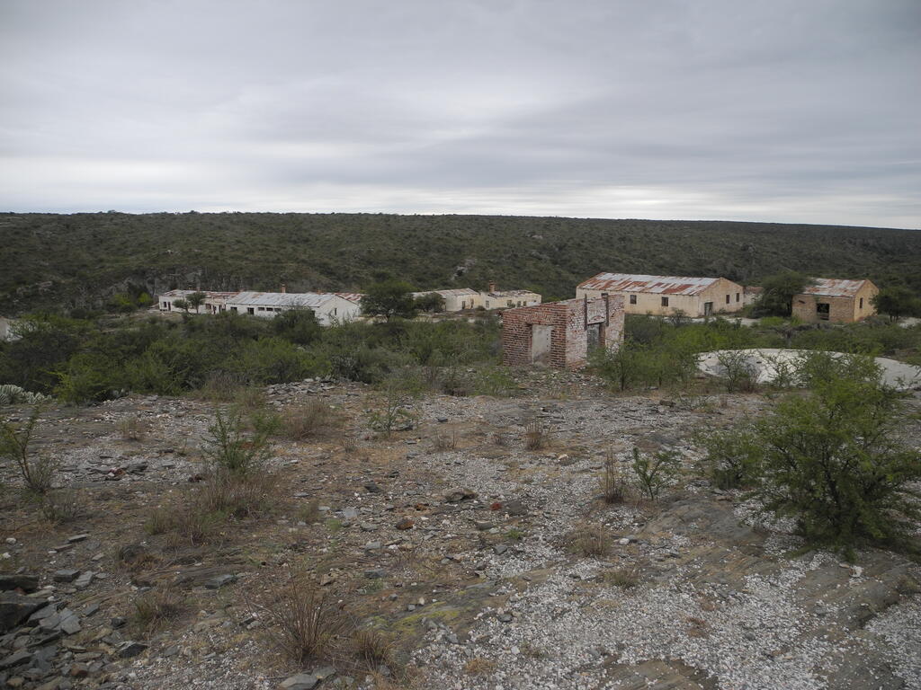 Ruinen der Grubensiedlung