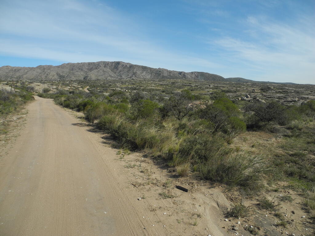 Landschaft an der RPS504 zwischen Pampa de Ol&aacute;en und Candelaria