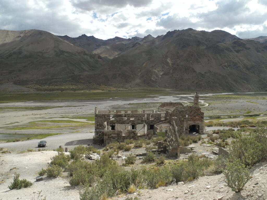 Termas del Sosneado, Hotelruine