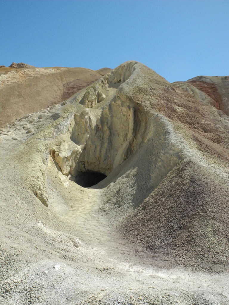 Bergbaureste am Cerro 7 colores