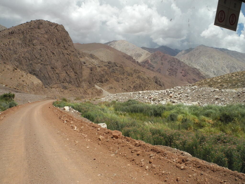 Das untere Tal auf der Fahrt zur Laguna Blanca