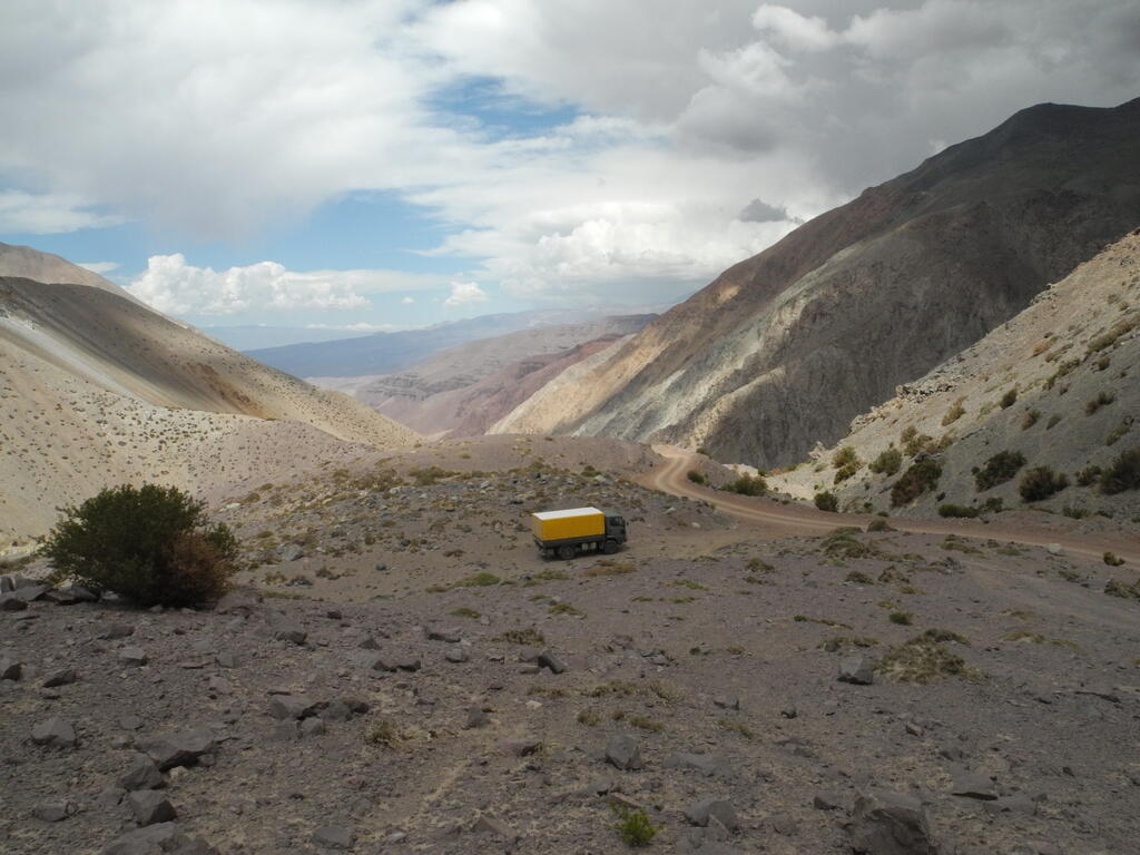 Der &Uuml;bernachtiungsplatz und die Wolken im Tal