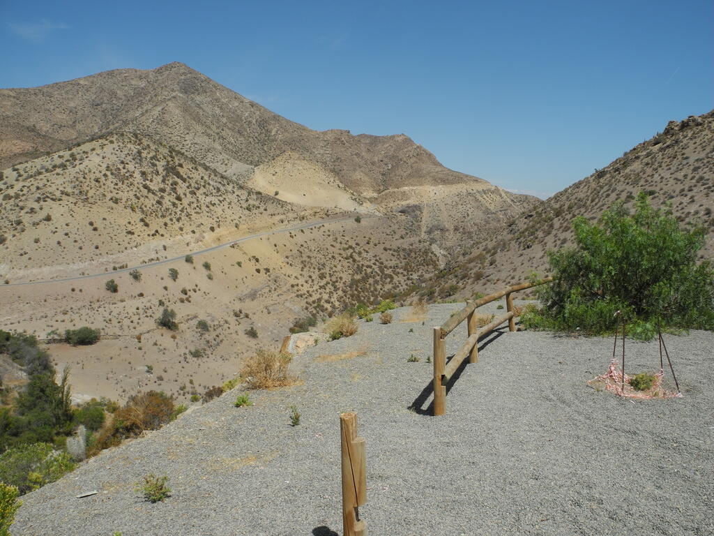 Stra&szlig;e von Andacollo nach Samo Alto