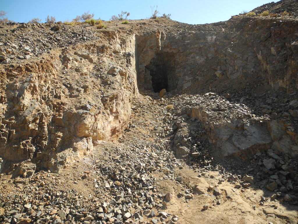 Neu aufgefahrener alter Stollen
