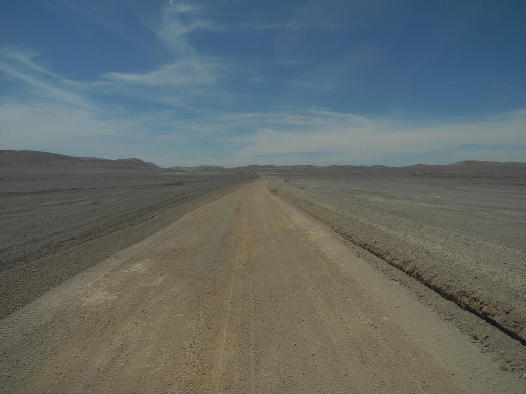 W&uuml;ste an der Stra&szlig;e B-410