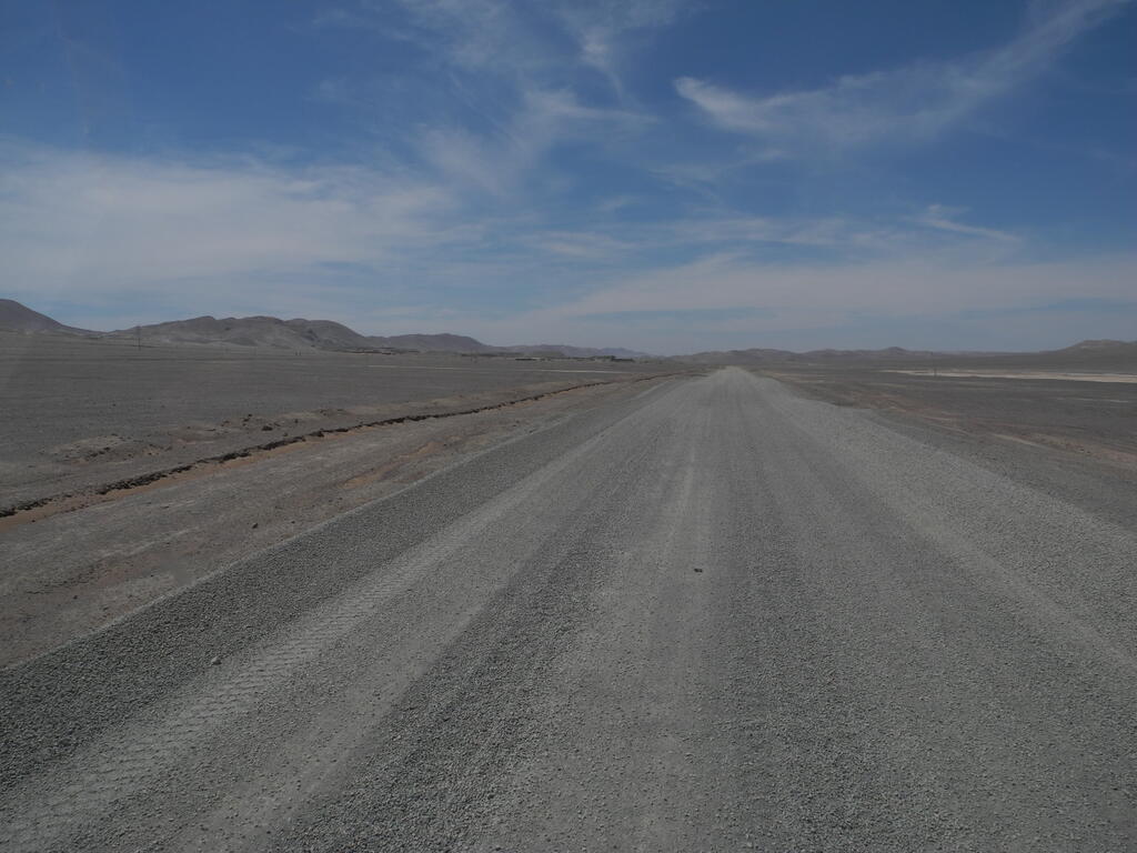 Grube an der Stra&szlig;e B-410