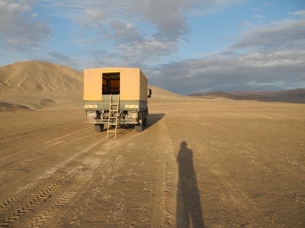 Camping in den Bergen oberhalb von Pisagua