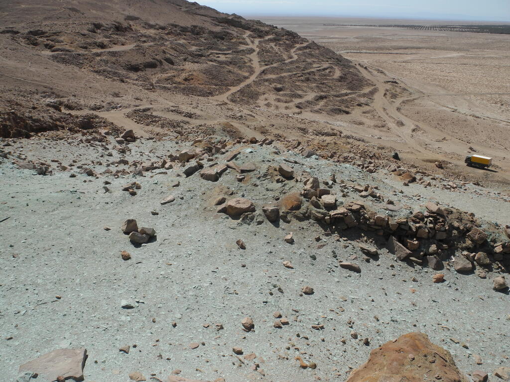 Im Hang des H&uuml;gels gelegener Teil des Salzabbaus