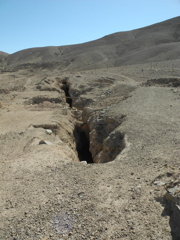 Abgebauter Erzgang an der Oberfl&auml;che