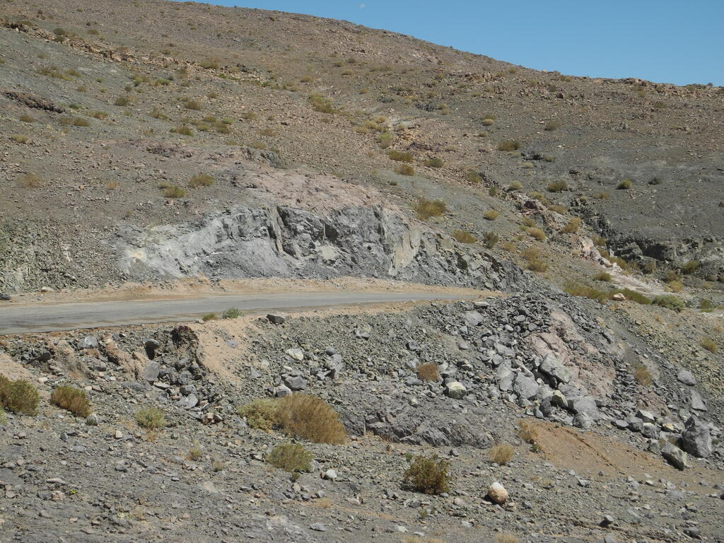 Aufschluss an der Stra&szlig;e nach Conchi Viejo