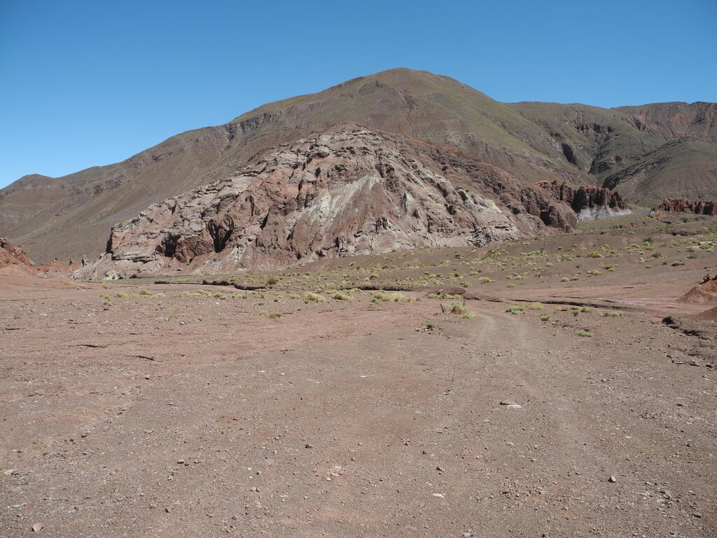 Weitere Gesteinsformationen im Tal