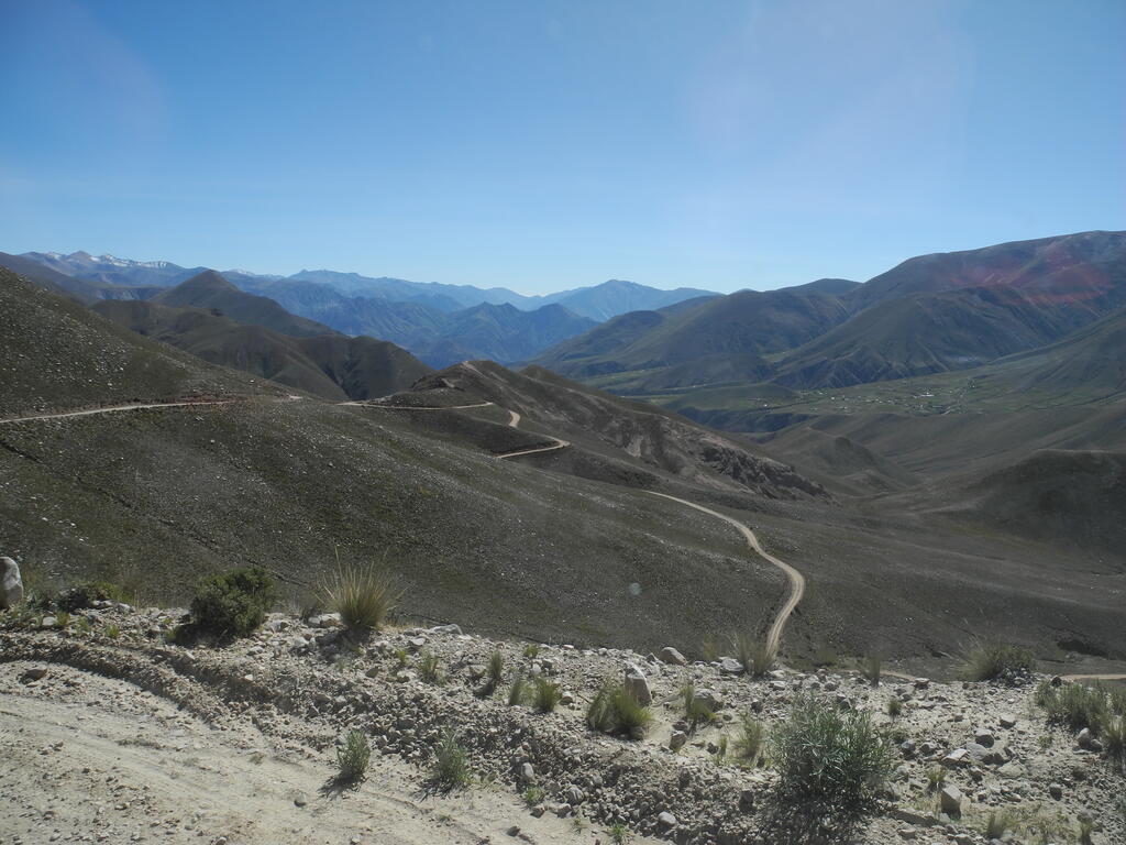 Stra&szlig;e nach dem Pass