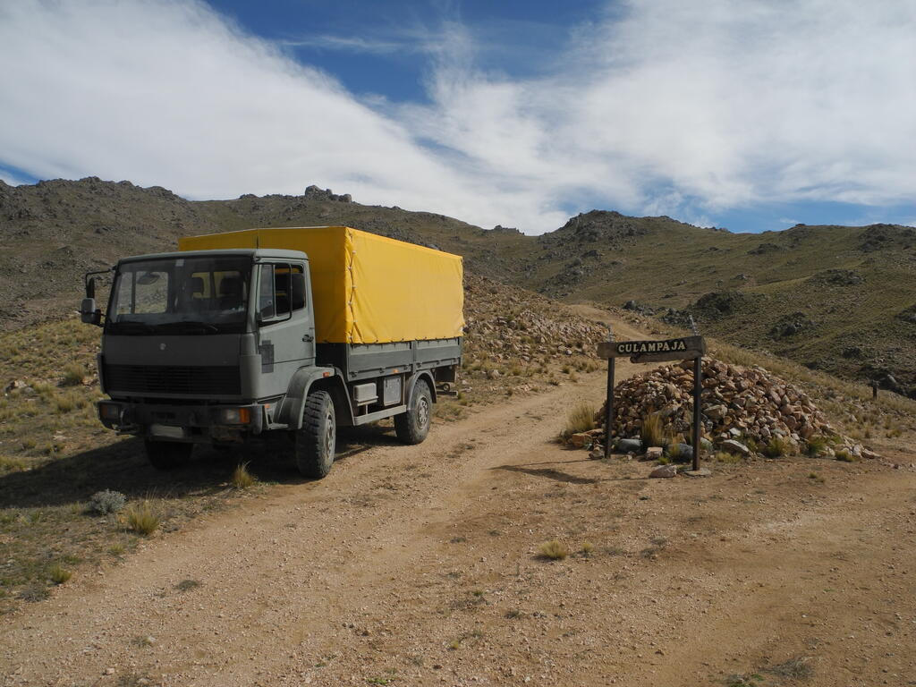 Der LKW oben in Culampaja