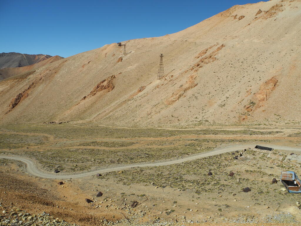 Blick auf die letzte Sektion der Seilbahn